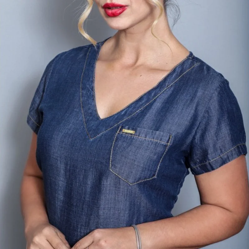 Blusa manga curta feminina jeans gola V com bolso JEANS CLARO