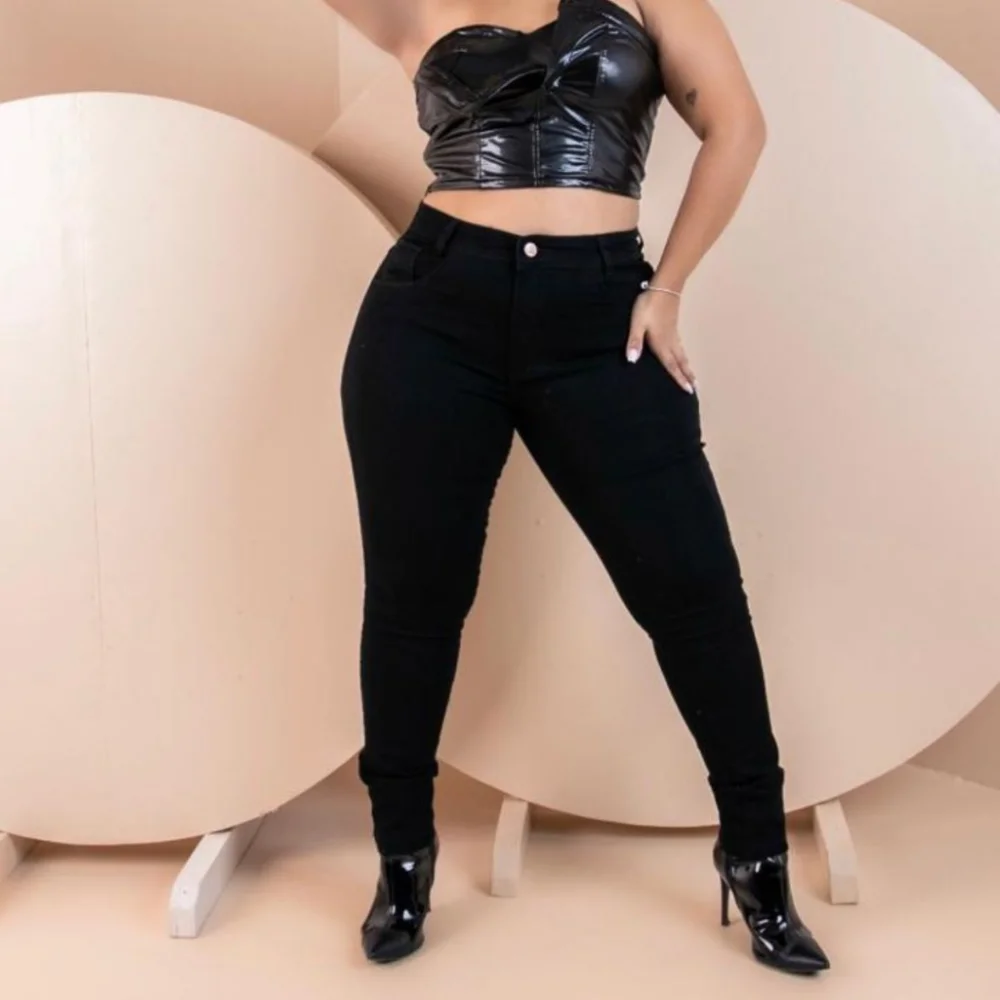 Calça Plus Size Feminina Preta Skinny Cintura Alta em Lycra 46