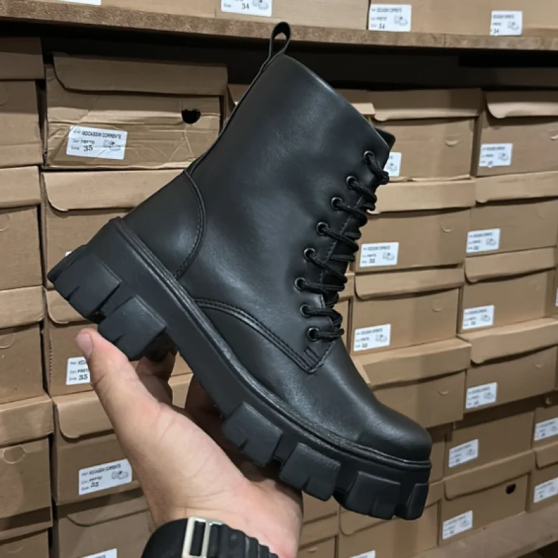 Promoção imperdível: Coturno Tratorado Blogueirinha PERLA 35 PERLA