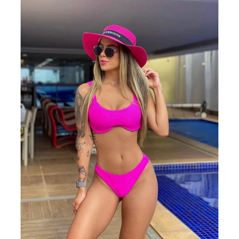 Calcinha asa delta com aro texturizado, biquíni Preto