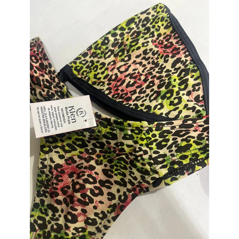 Moda praia asa-delta: biquíni fio dental para arrasar P