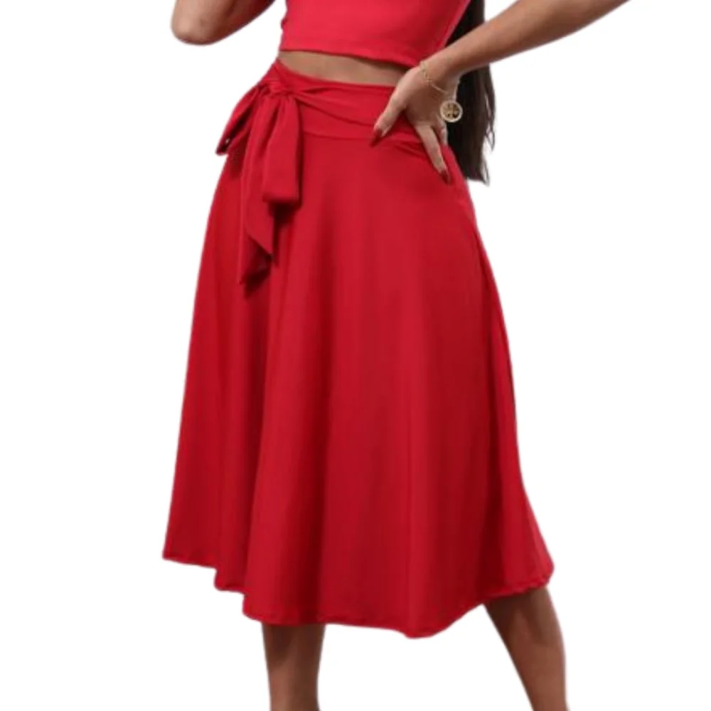 Moda Feminina Evangélica - Saia Midi Godê com Laço Preto