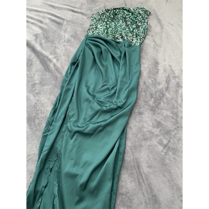 Vestido de festa longo feminino com fenda alta, lantejoulas e detalhes em patchwork Lótus Rosa