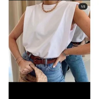 Moda feminina: camisa regata com ombreira simples - Lilás