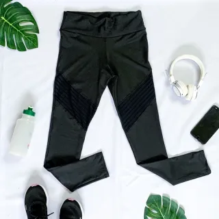 Legging Fitness Estilosa com Tela Transparente - Academia - M