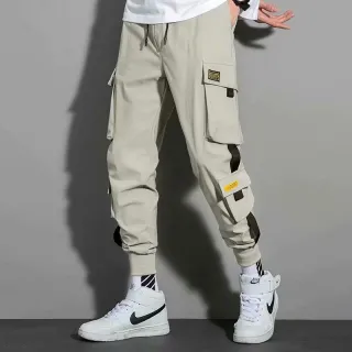 Calça Masculina Solta com Bolso Lateral Cargo - Skate Hip Hop - Preto