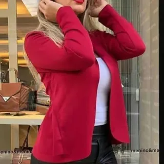 Casaco curto em neoprene com babado - Blazer Feminino - Salmão