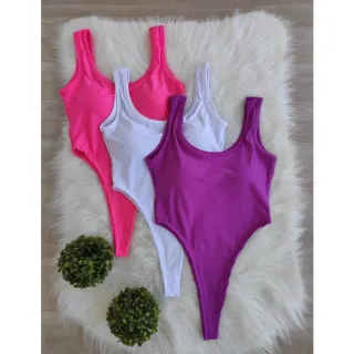 Verão 2022: Body cavado com bojo, modelo exclusivo - Fuxia
