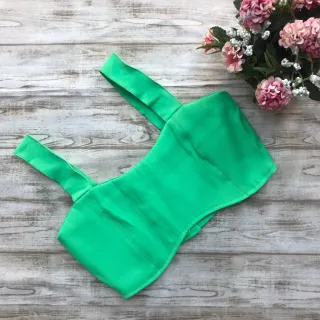 Botões nas Costas Top Cropped com Detalhe na Cintura - Vinho