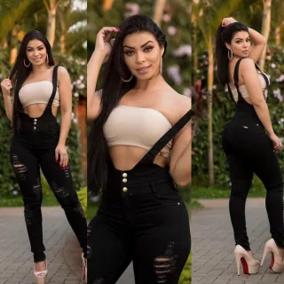 Levanta e Modela Jardineira Salopete Jeans - Raryel - Preto