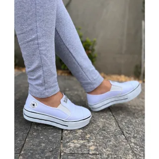 Lançamento feminino: Tênis Plataforma IAT All Star, moda atual - IAT PRETO