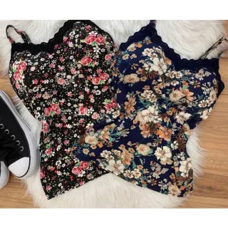 Kit 5 Blusas Femininas Regata Alça Lisa e Estampada com Bojo - Detalhe Renda Básica - sortidas uma de cada cor