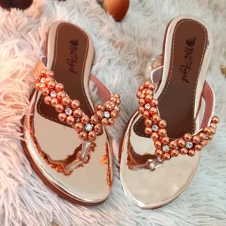 Rasteirinha Feminina Confortável com Pedraria e Strass - Lançamento - COBRE - BORDADO