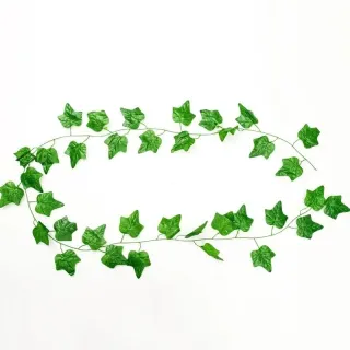Planta Artificial Pendente de Folhagem - Corrente Linda 2M - Único