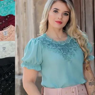 Blusinha Romântica em crepe de seda com renda gripir e pedraria - Modelo 2