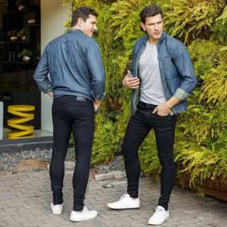 Calça Skinny Jeans Premium Masculina Preta com Lycra - Preta