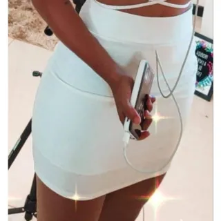 Premium Lurex short skirt (S, M and L) - Preto com brilho dourado