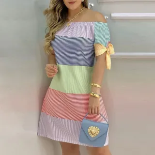 Vestido Boêmia Floral Justo Midi Manga Curta - Preto