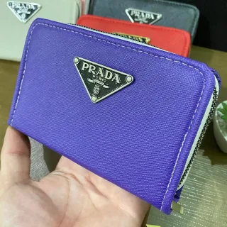 Carteira Feminina Couro Premium - Porta Cartões, Cédulas e Documentos - PD triangulo PRETA