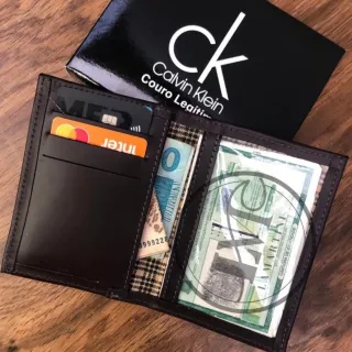 Carteira Masculina Varias Marcas Couro Legitimo RG-CNH - OKLY PRETA CARIMBO