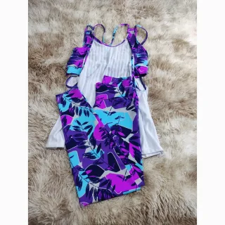 Moda Fitness Feminina: Kit Conjunto Trio Calça E Top + Blusa Embutida em Promoção - 33