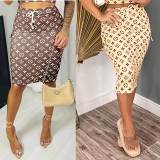 Conjunto Saia Midi e Cropped Deolane LV Super Luxo - Bege