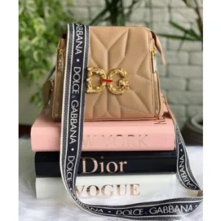 Oferta Relâmpago: Bolsa Feminina Transversal com 3 Zíperes em Promoção - Creme