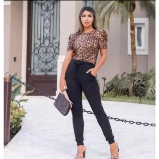 Estampa digital em conjunto feminino com manga princesa - Preto/zebra