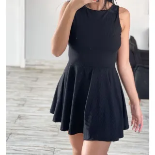 Vestido regata curto soltinho, canelado e confortável - Raryel - Nude