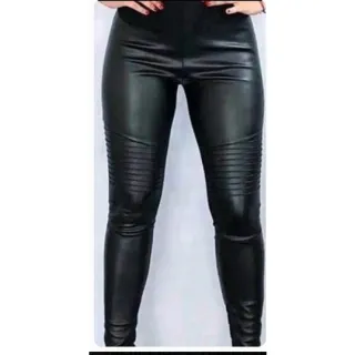 Legging Tratorada Couro Fake Brilho Montaria Calça - Preta Legging Tratorada Cirre