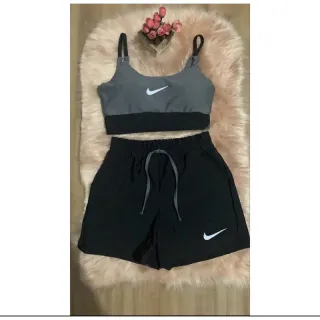 Roupa de Academia Conjunto Fitness Feminino Blusa Top Shorts - PRETO/PRETO