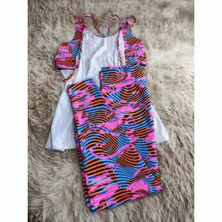 Moda Fitness Feminina: Kit Conjunto Trio Calça E Top + Blusa Embutida em Promoção - 33