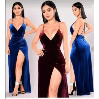 Fenda e alça em vestido longo feminino de festa - Azul Marinho