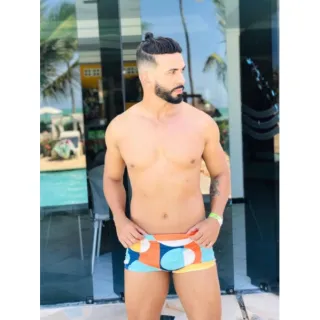 Moda praia masculina: sunga box estampada e lisa - Folhas 2