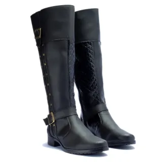 Bota Marrom Cano Alto Feminina com Zíper Lateral - Salto Baixo e Detalhes em Metal - Marrom