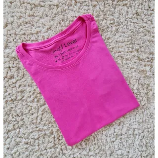 Blusa Feminina Lisa de Algodão, T-Shirt Gola Redonda Basica - Vermelho