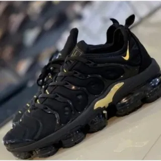 Lançamento oficial!! Sneakers Tênis Vapor Max plus Vapormax - Preto