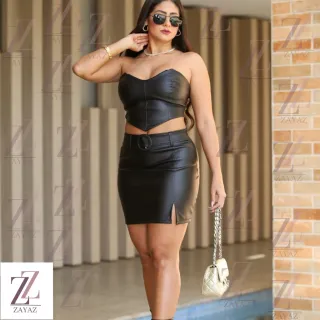 Conjunto Cropped Couro Fake + Saia Coração - Blogueira Jade - Preto