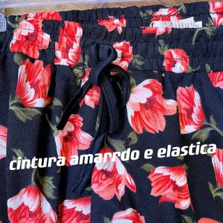 Moda feminina: Shorts estampado floral elástico com bolso aberto - Rosa