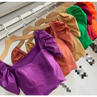 Blusa bufante feminina cropped manga curta