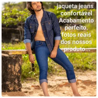 Jaqueta jeans masculina com bolso embutido e brilho - Luxo - Jaqueta jeans clara.