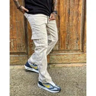 Calça masculina jeans cargo em várias cores e lavagens, linha premium original - Preta