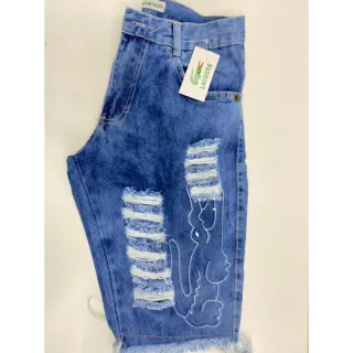 Bermuda Lisa e Rasgada com Estampa Jeans Masculina La cos te - JEANS ESCURO