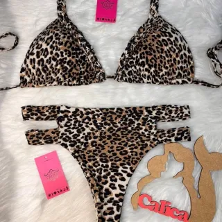 Calcinha Biquíni Hot Pant Cintura Alta Trançado Com Bojo Faixas - Calica moda praia - Rosa Escuro