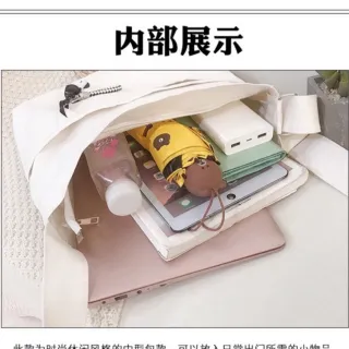 Bolsa Transversal Feminina em Lona com Zíper e Chaveiro - Preto