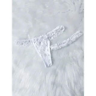 Moda Atacado: Kit de Lingerie com 3 Calcinhas Tanga em Renda e Perneira - sortidas
