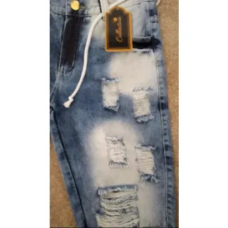 Bermuda Tradicional Masculina Jeans Rasgado - 46