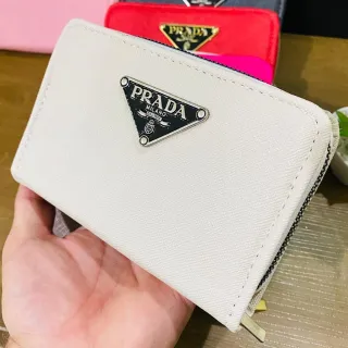 Carteira Feminina Couro Premium - Porta Cartões, Cédulas e Documentos - PD triangulo PRETA