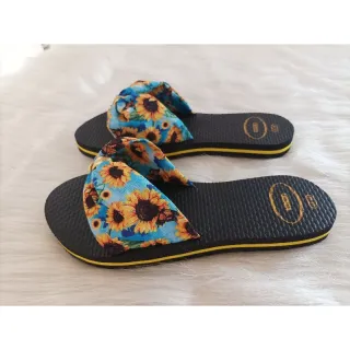 Estampa florida: chinelos rasteirinha feminino com várias opções - Floral rosa001