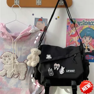 Bolsa Coreana Retrô de Nylon - Grande Capacidade Harajuku - Preto + Emblema + Dinossauro